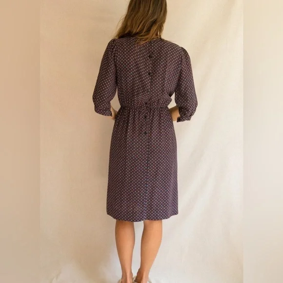 Silk Eaton's Dress - Picture 3 of 5